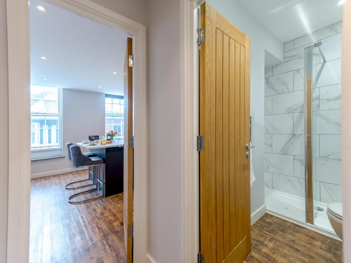 Pass The Keys 5B One Bedrom Central Modern Apartment Shrewsbury Exterior foto
